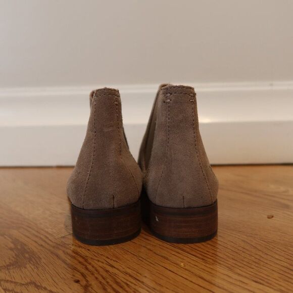 FRYE Mallory Chelsea Suede Leather boots taupe pull on booties fall heel 7.5 - Picture 9 of 11